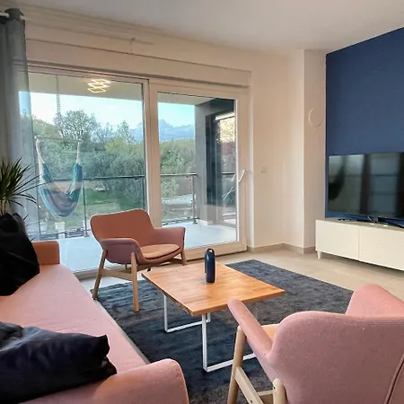 아파트 Exklusive Mit Pool Bis 7 Personen Nur 60 M Vom *