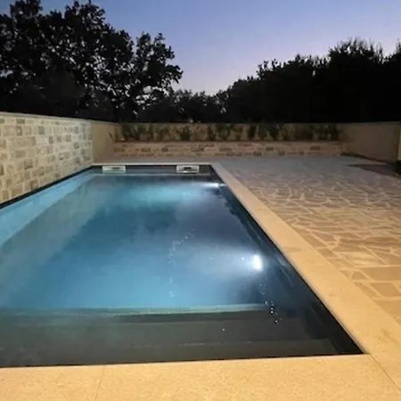 Apartamento Exklusive Mit Pool Bis 7 Personen Nur 60 M Vom Maslenica