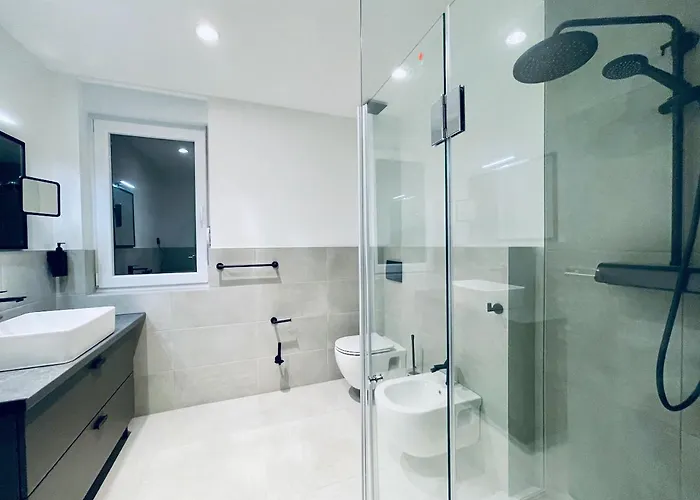 Exklusive Mit Pool Bis 7 Personen Nur 60 M Vom *