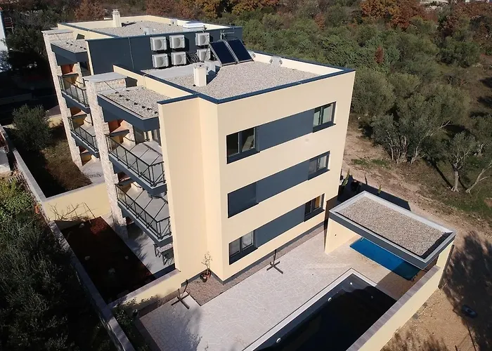 Exklusive Mit Pool Bis 7 Personen Nur 60 M Vom