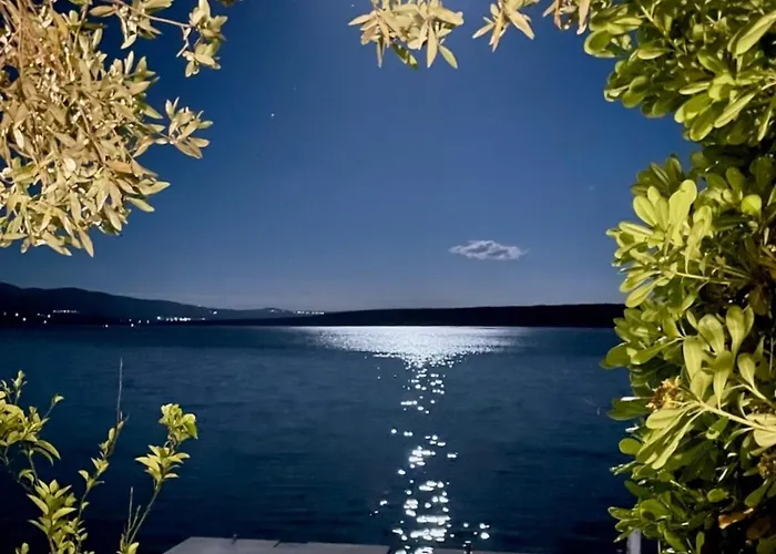 Apartament Exklusive Mit Pool Bis 7 Personen Nur 60 M Vom Maslenica